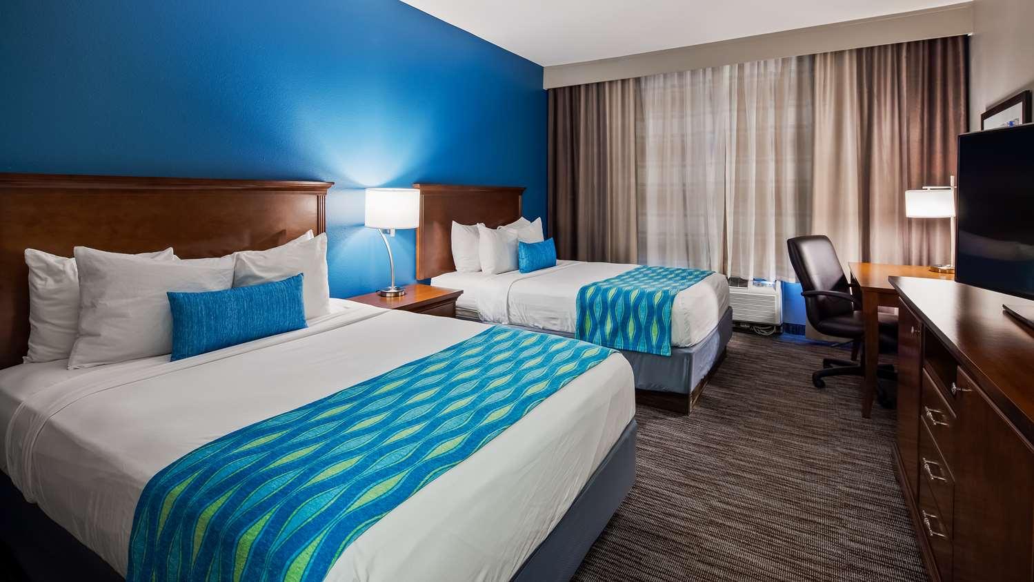 Отель Best Western Wichita Northeast Экстерьер фото