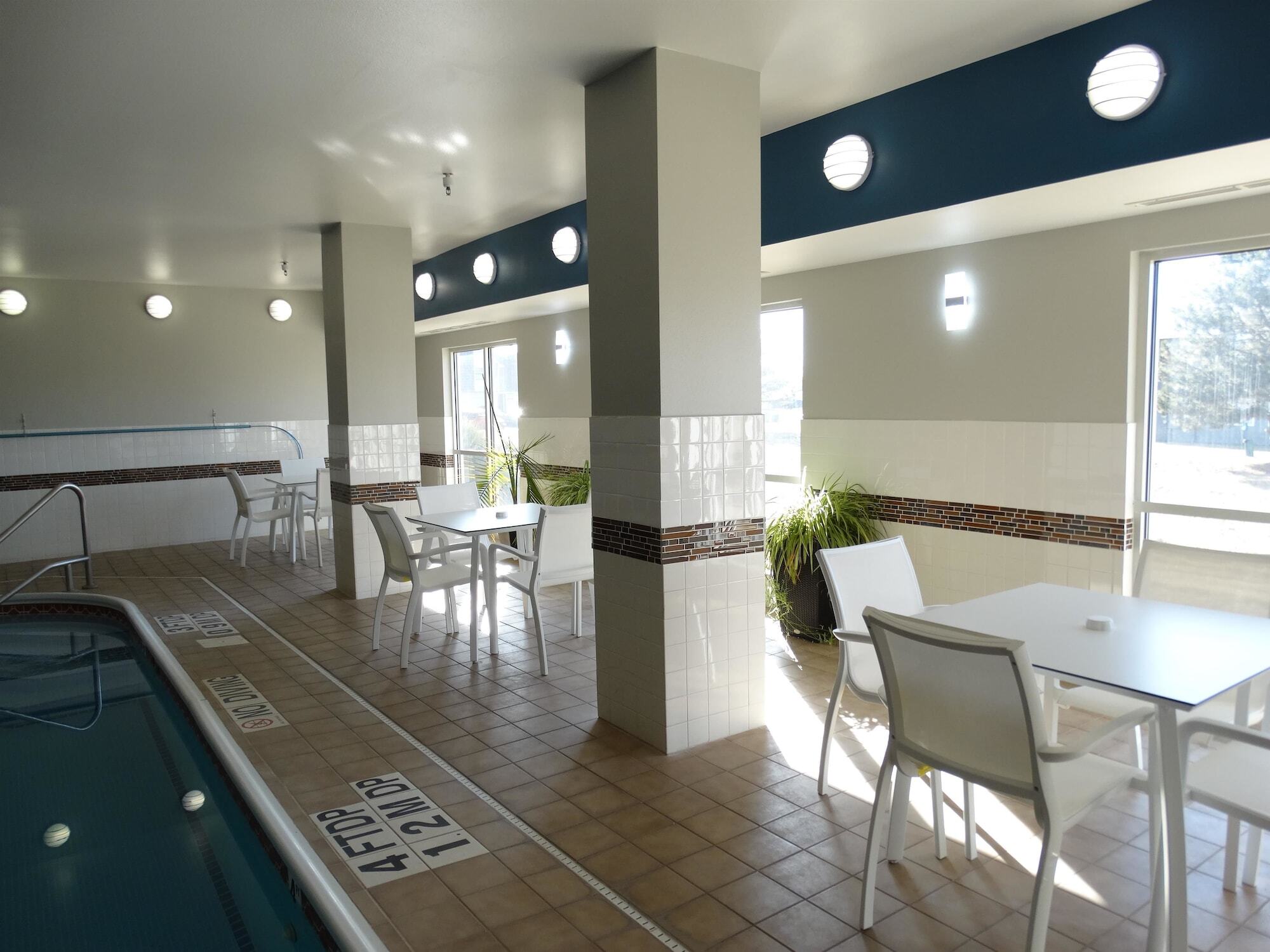 Best Western Wichita Northeast Экстерьер фото