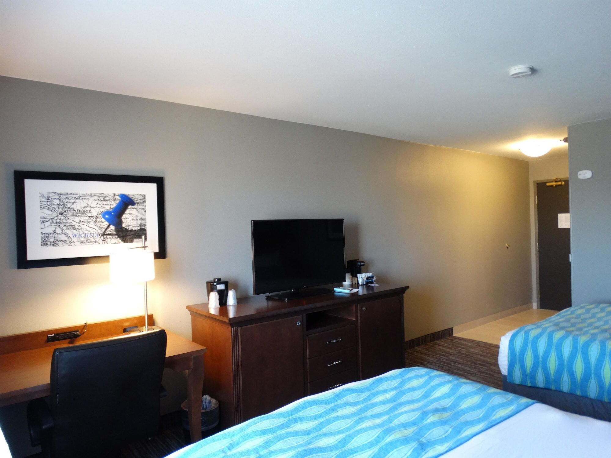 Best Western Wichita Northeast Экстерьер фото