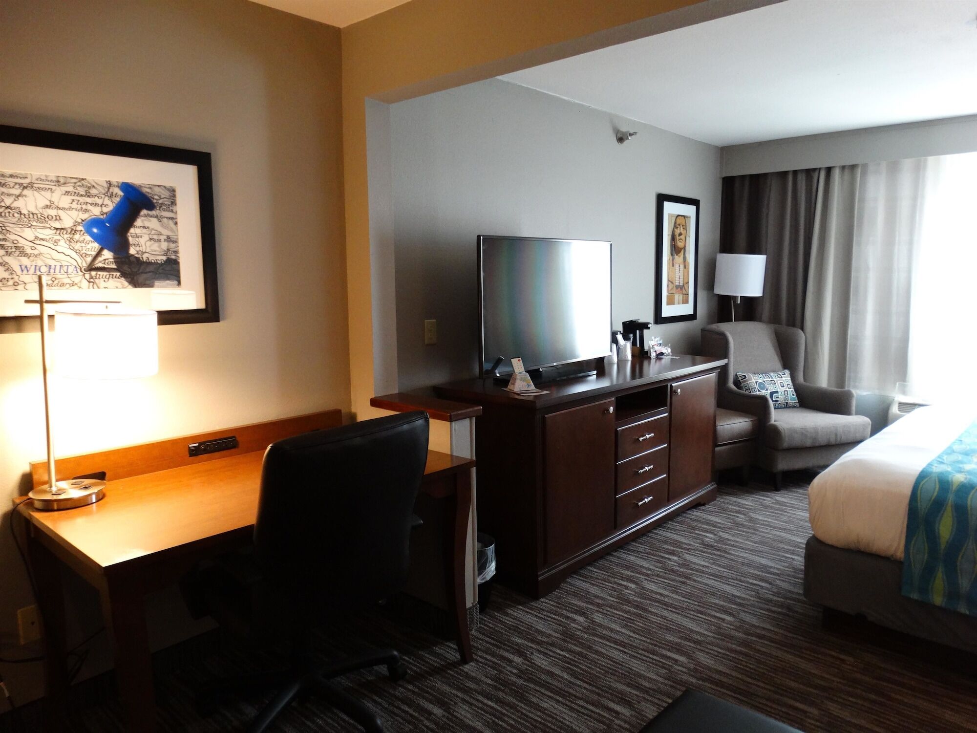 Best Western Wichita Northeast Экстерьер фото